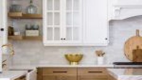 010786815563855a9a0d4e367761fe42