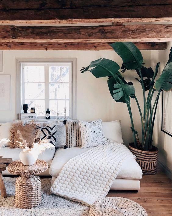 hygge home – hygge decor – homebody aesthetic – cozy bedroom – cozy living room – interior inspiration