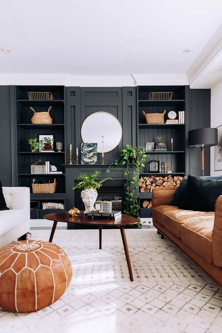 Adorable Black Living Room Ideas That Looks Cool49