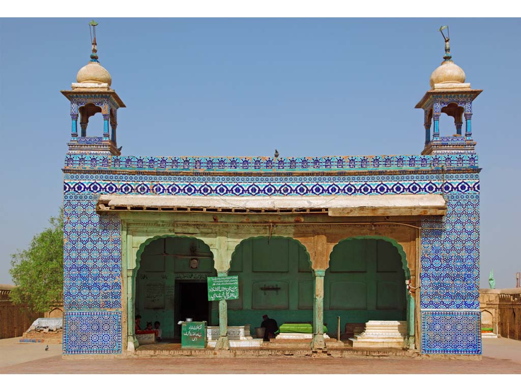 Bibi-Pak-Daman-Mausoleum