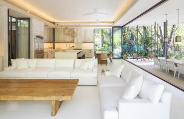 Luxury-Beachfront-Property-In-A-Jungle-Landscape Luxury-Beachfront-Property-In-A-Jungle-Landscape