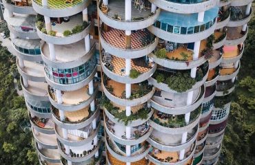 This-Online-Group-Is-Dedicated-To-Celebrating-‘Bizarre-Buildings-And.jpg