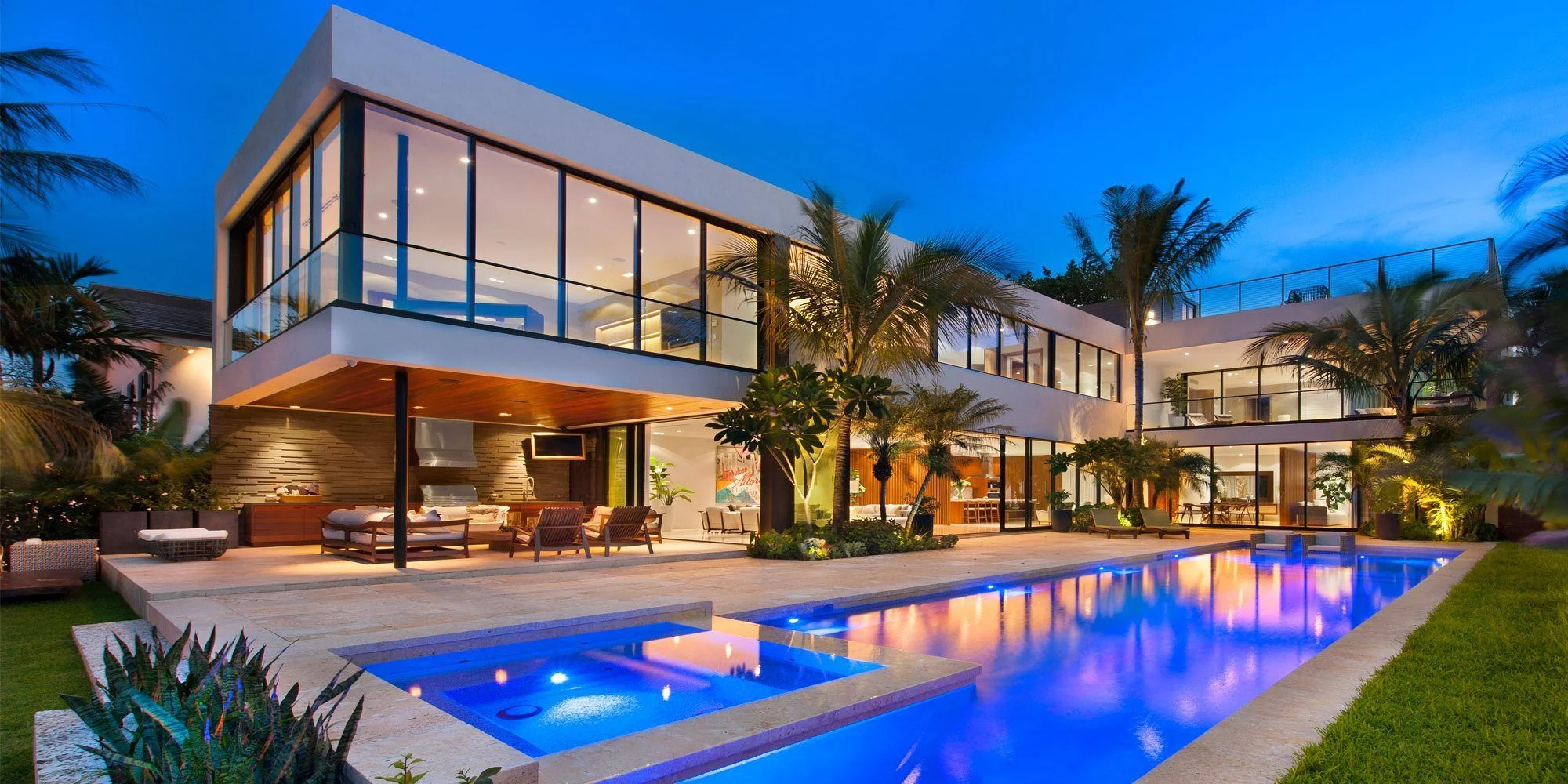 5-Things-to-Consider-When-Buying-Luxury-Residence-for-Holidays