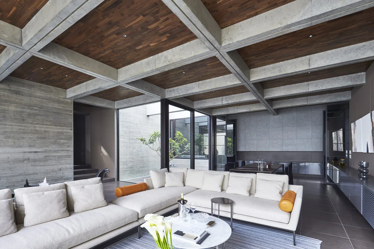 A-Modern-Brutalist-House-In-Japan-With-Exquisite-Details A-Modern-Brutalist-House-In-Japan-With-Exquisite-Details