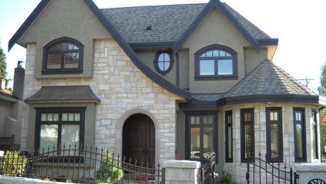 House-with-gate.jpg