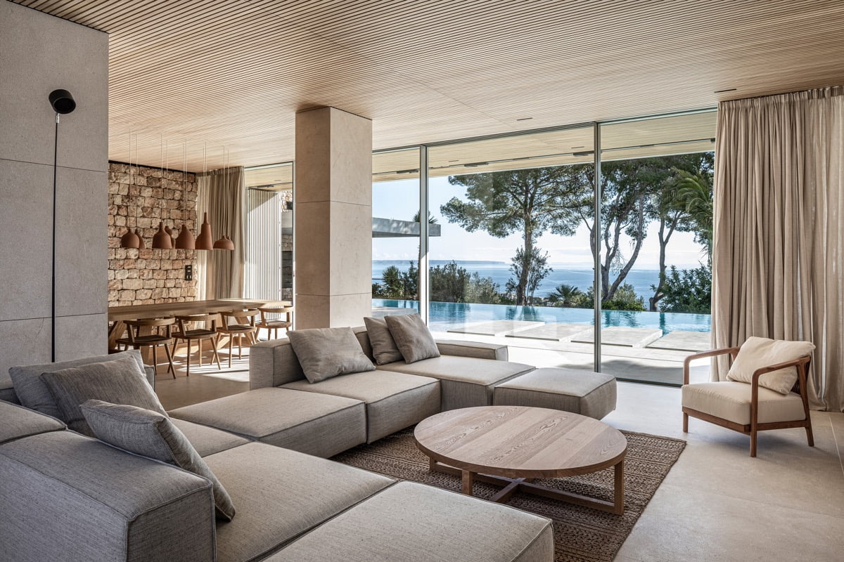 Luxury-Stone-Home-In-Mallorca-Inspired-By-Tradition