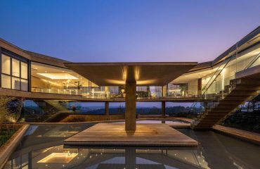 A-Geometric-House-In-Exposed-Concrete A-Geometric-House-In-Exposed-Concrete