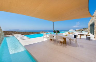 A-Luxurious-Dream-Home-Overlooking-the-Sea-in-Mykonos A-Luxurious-Dream-Home-Overlooking-the-Sea-in-Mykonos