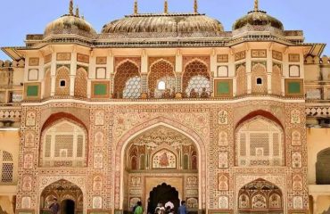 Sheesh-Mahal-Why-is-it-a-wonder Sheesh-Mahal-Why-is-it-a-wonder.