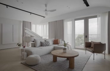 A-Luxury-Condominium-With-Elegant-White-Interiors