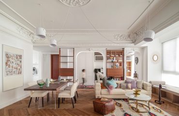 French-Neoclassical-Interiors-With-Pleasant-Pops-Of-Colour French-Neoclassical-Interiors-With-Pleasant-Pops-Of-Colour
