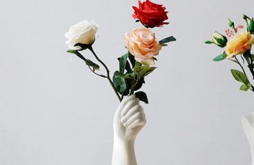 Product-Of-The-Week-Hand-shaped-Ceramic-Vase.jpg