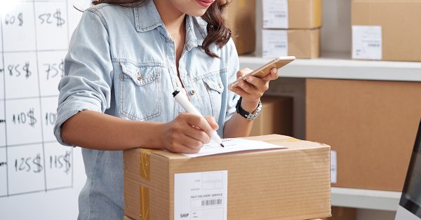 Managing Your Purchases Tracking Returns and Customer Support