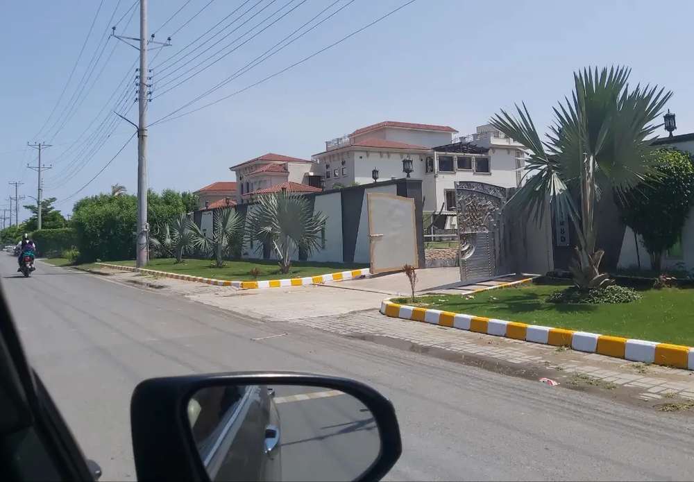 4 Marla Commercial Plot For Sale in Canal Gardens Lahore. Lahore