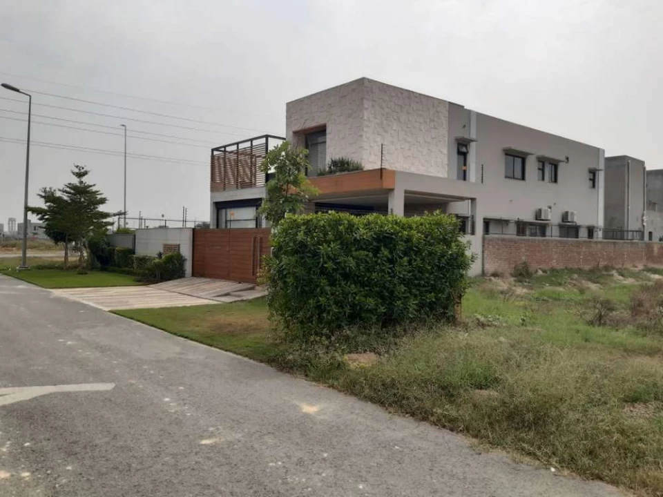 FARM HOUSE