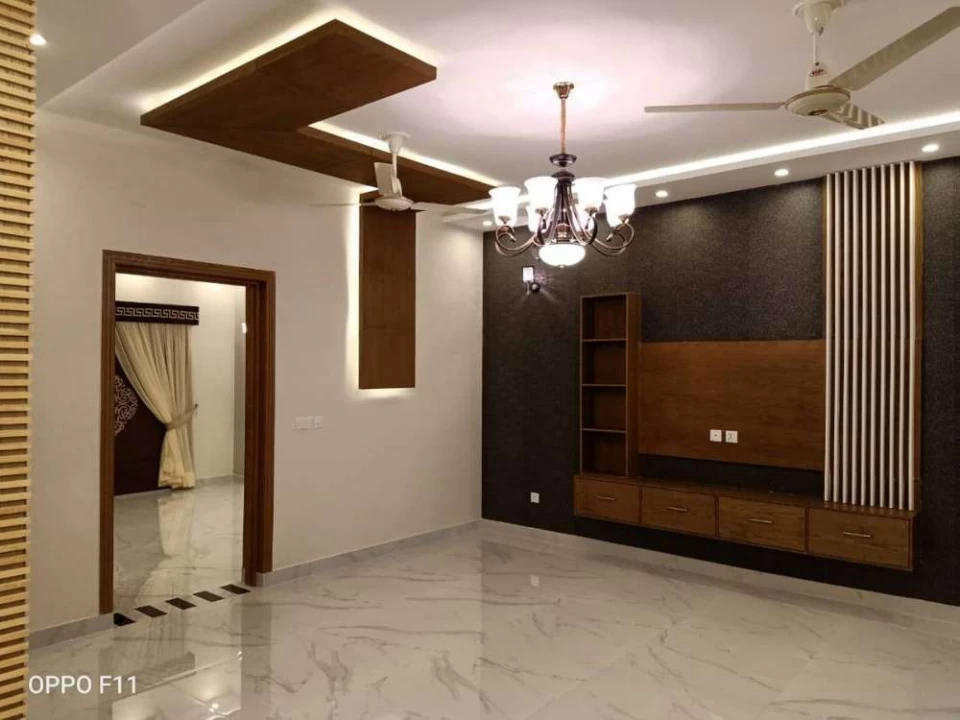8 Marla House For Rent In Bahria Town Lahore