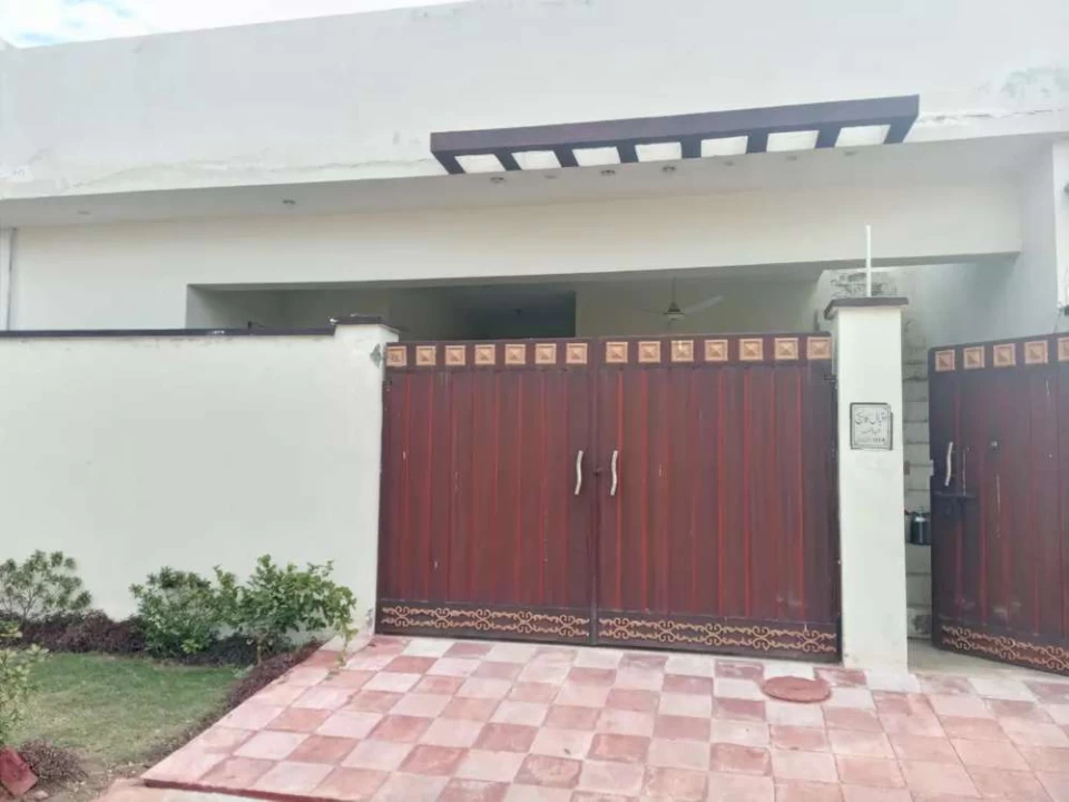 7 marla house available for sale in a boundary wall colony