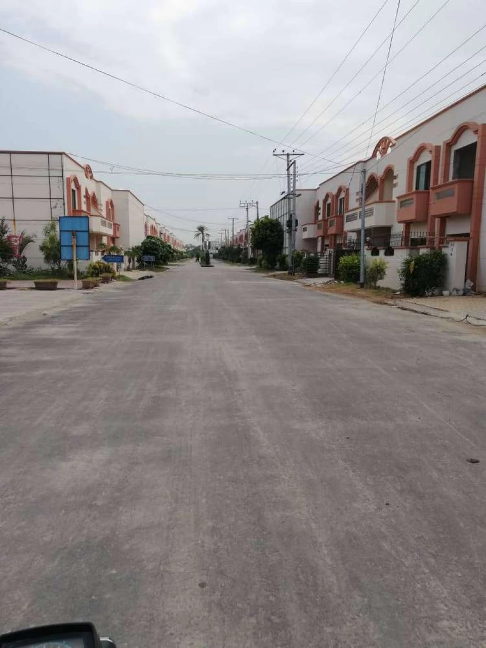 6 MARLA HOUSE FOR SALE IN CANTT VILLAS MULTAN