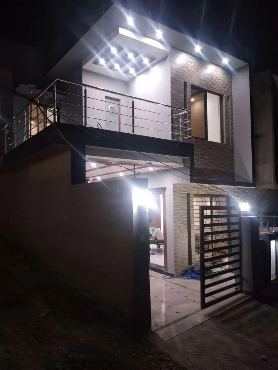 5 marla Cornor House for sale