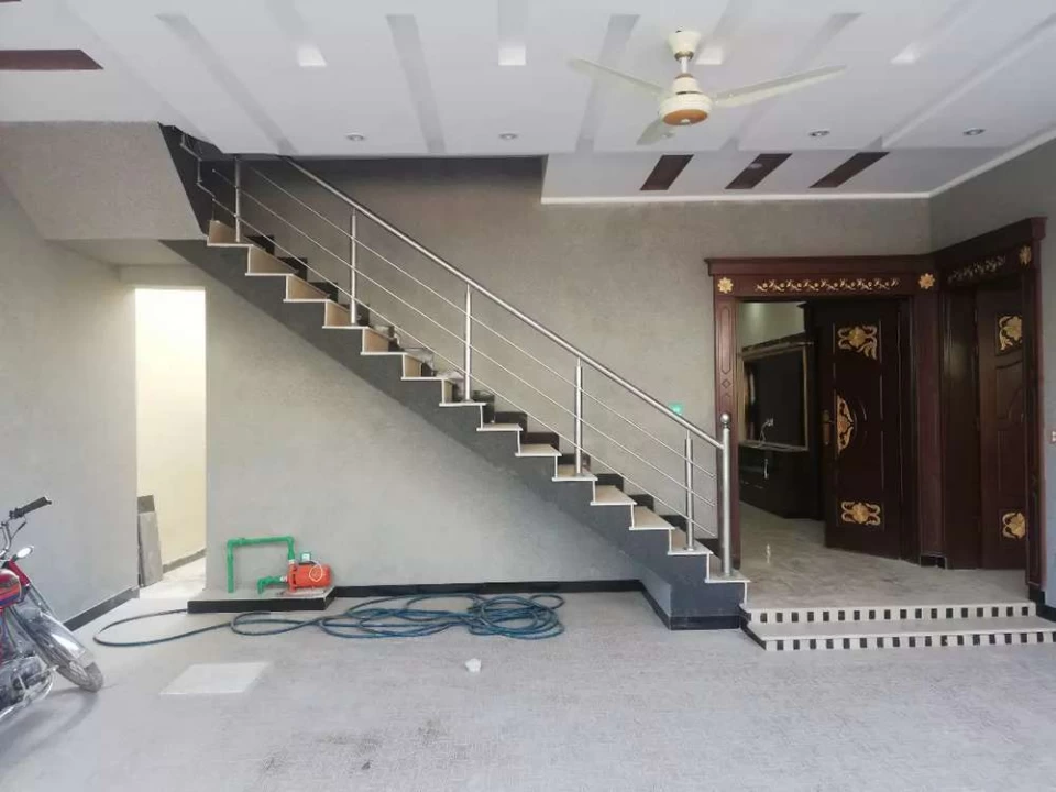 It is new and beautiful house. 10 Marla in GULSHN _E_ABAD
