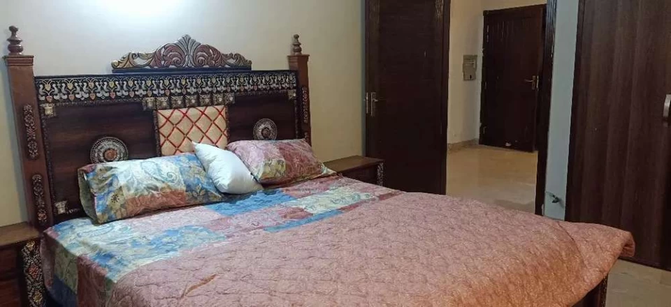 E 11  Wounderfull Land mark 2 bed full furnished available for rent