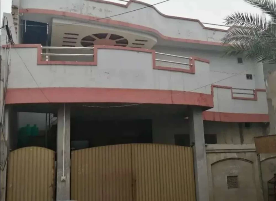 10Marla House upper(Floor)Address satyana road Near shell Petrol pump