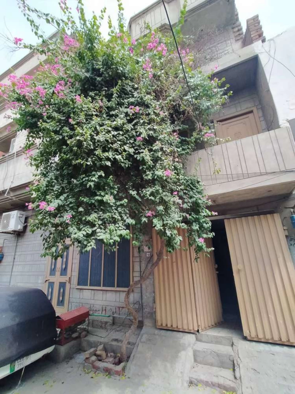 4 Marla double story House available for sale in Fsd main city.
