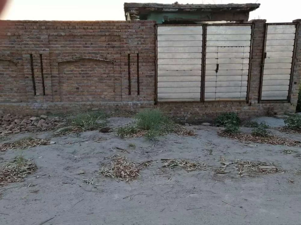 13 Marla dancha For Sell In H Block Main 60 Ft Road in wapda Town
