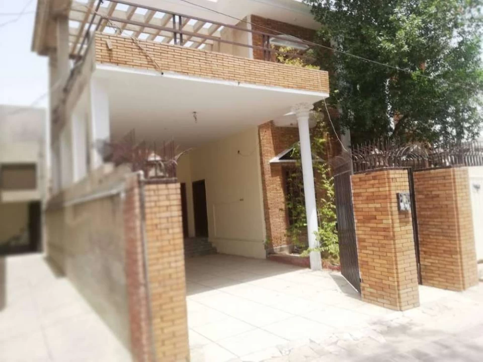 House in bukhari street model town a bahawalpur