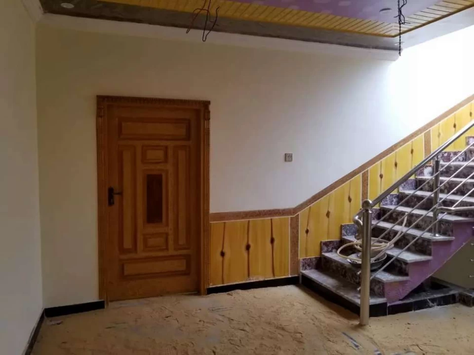 5 marla 6 bedrooms and 7 bathrooms 1 car parking.