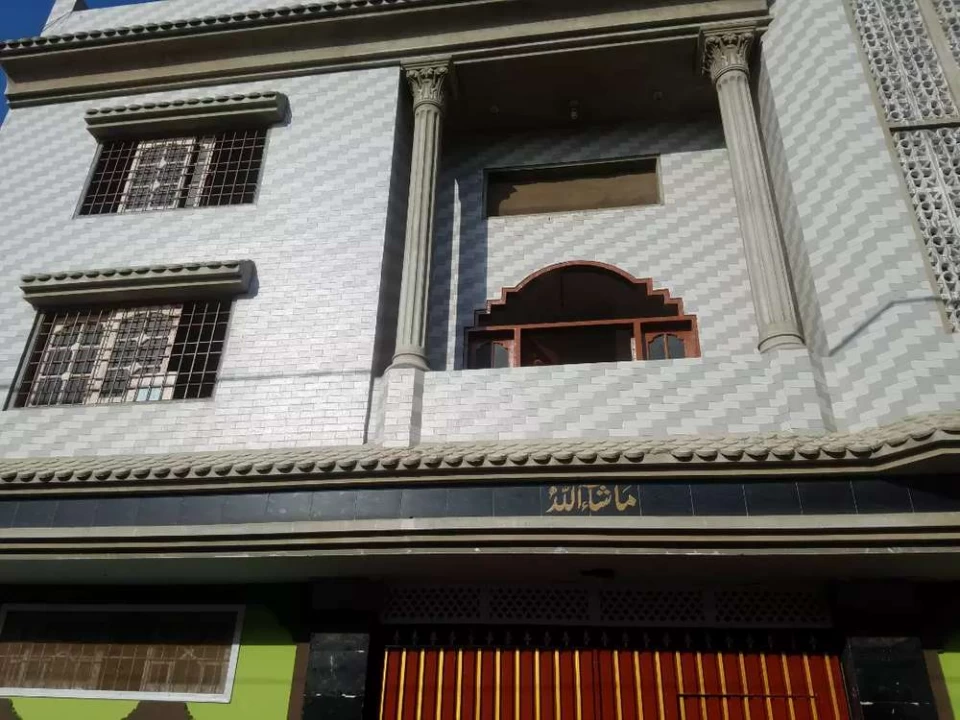 Home for rent sahafi colony near qadri masjid,back side zubeda college