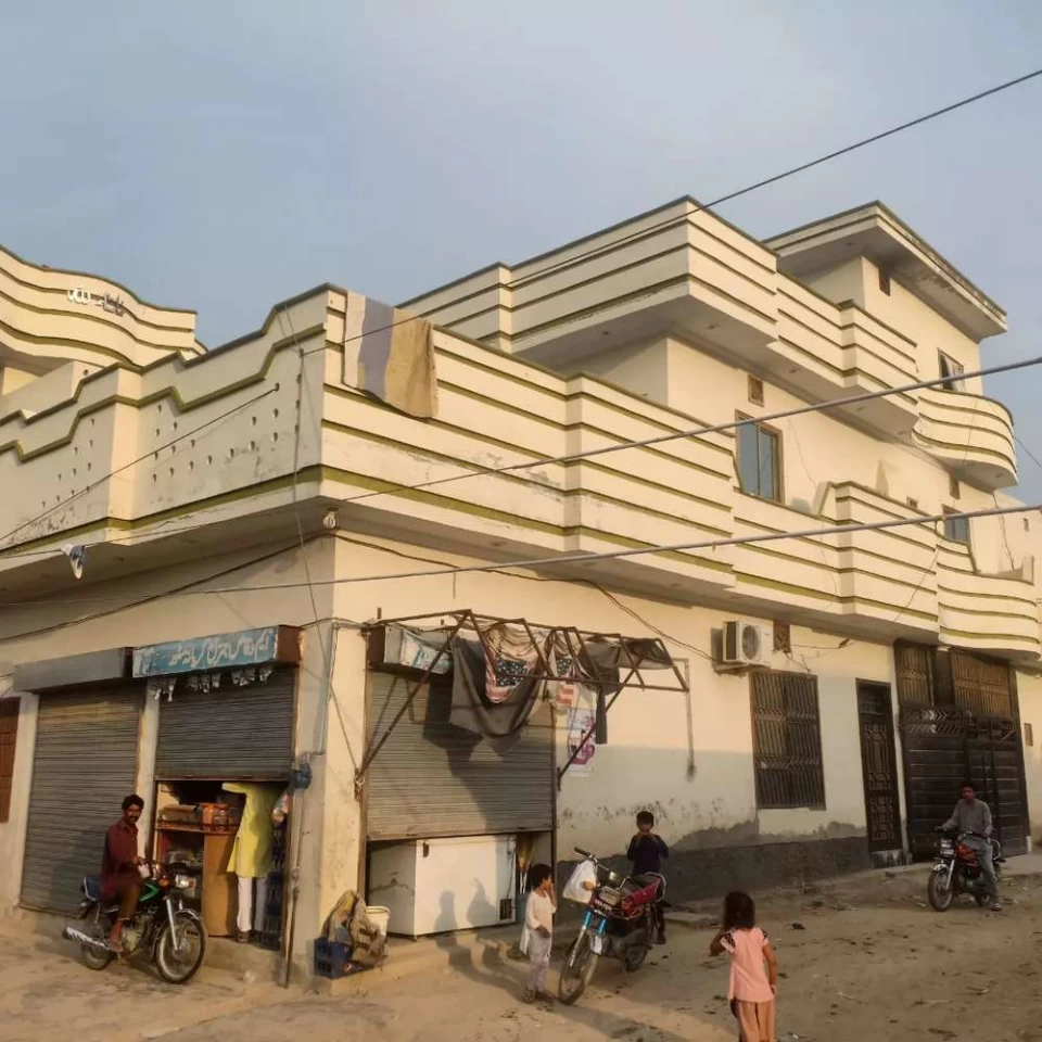 11 marly House for sale
