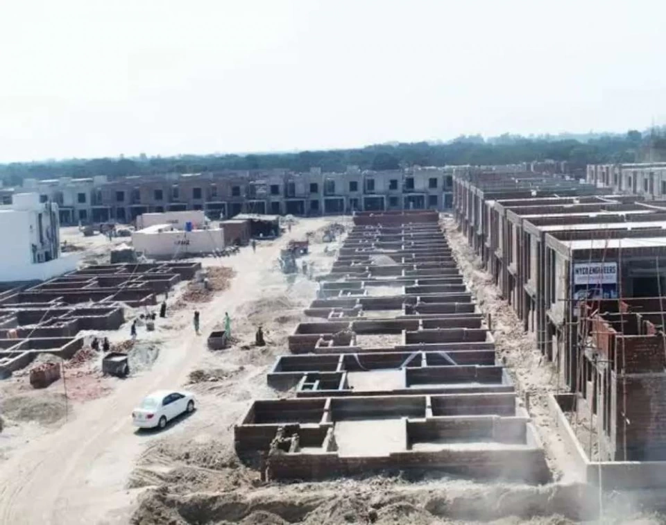 DHA multan G sector 1 kanal corner plot for sale