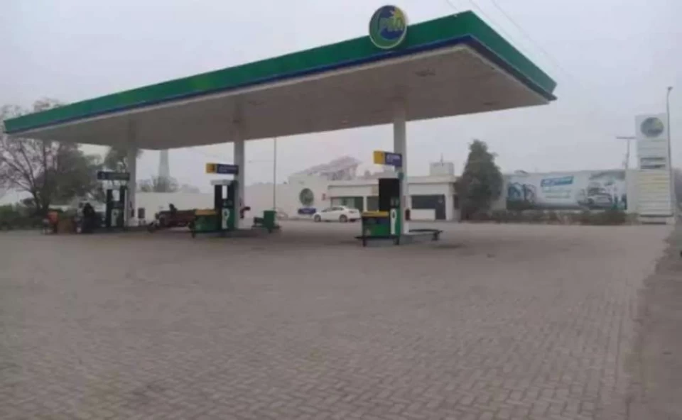 Petrol Pump for sale Lahore Gulberg 2 ID 24250