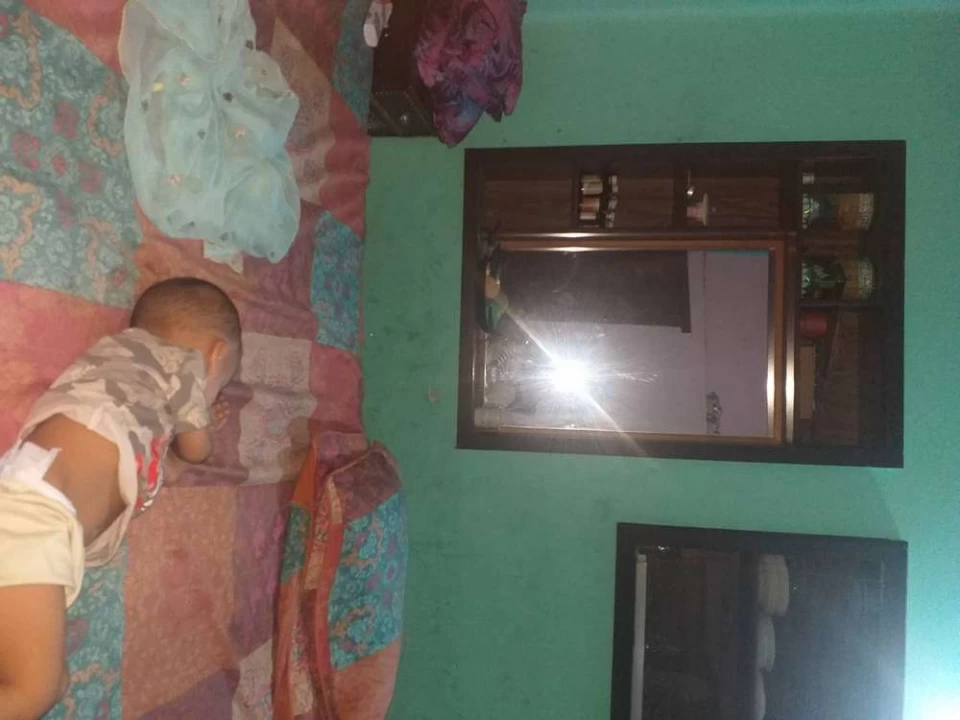 One seprate room for rent
