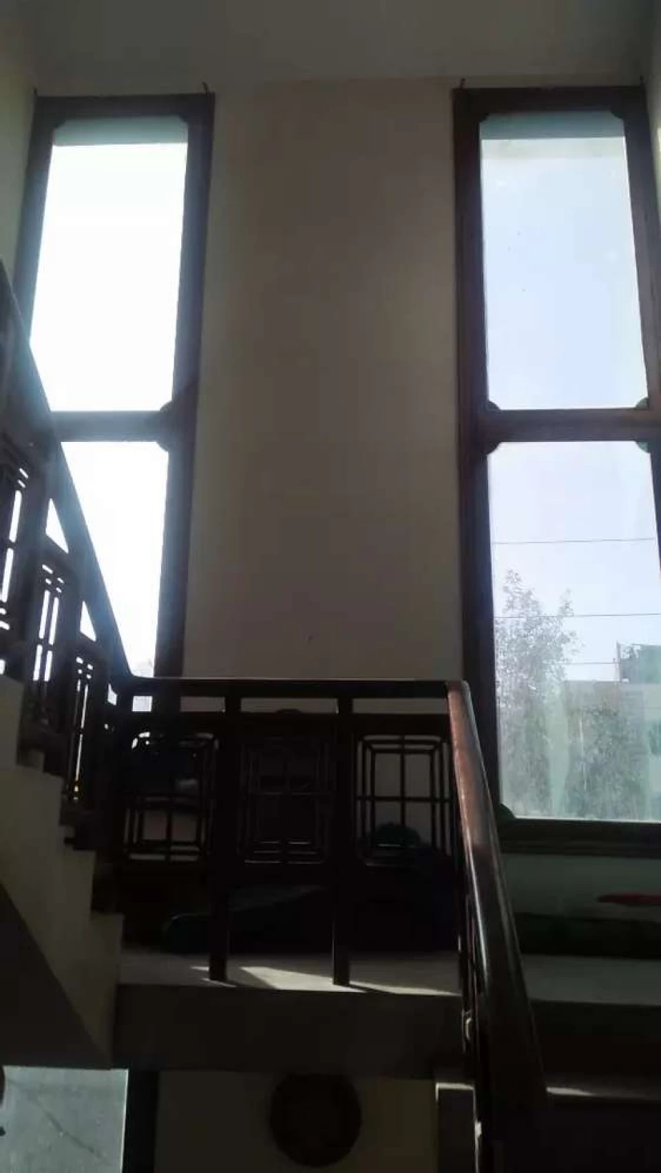 Total rooms 6, total bathroom 5,