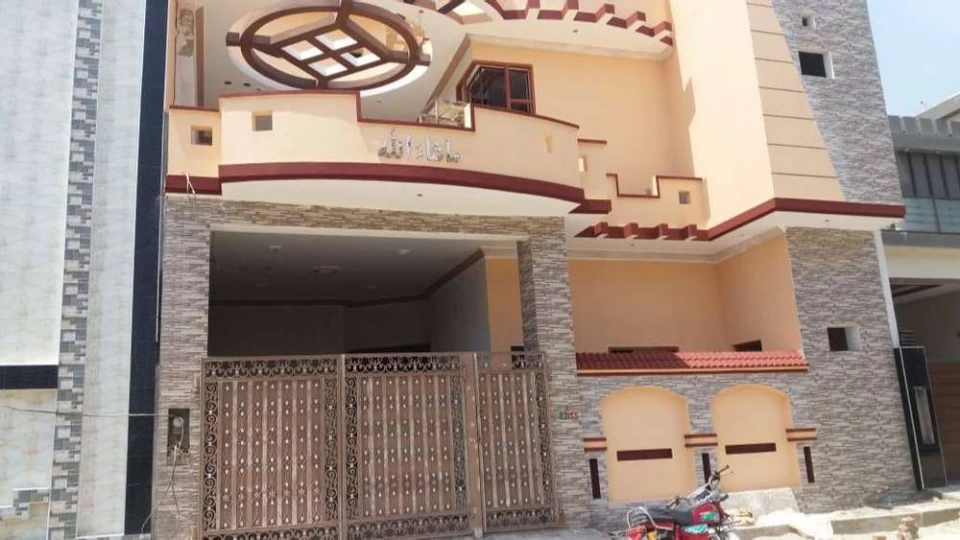 Six bed-room house available for rent in bhawal valley