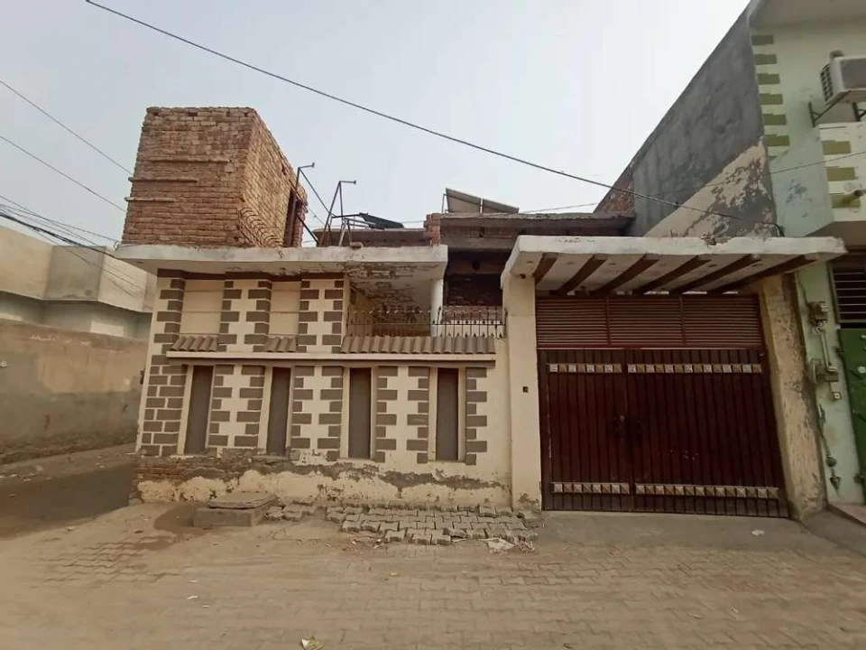 4 Marla House near OFFICER S Colony in Reasonable Price