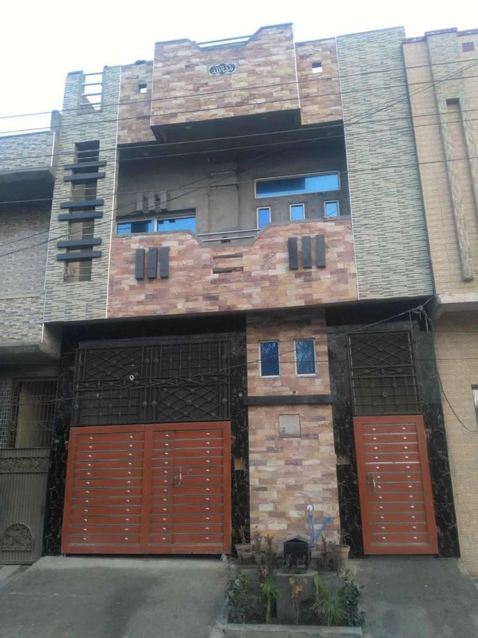 Fully Furnished House 04 Marlas Jaranwala Road away 500 feet