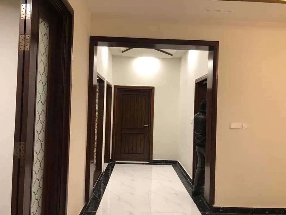 A very beautiful home in a resaon able price at beautiful location