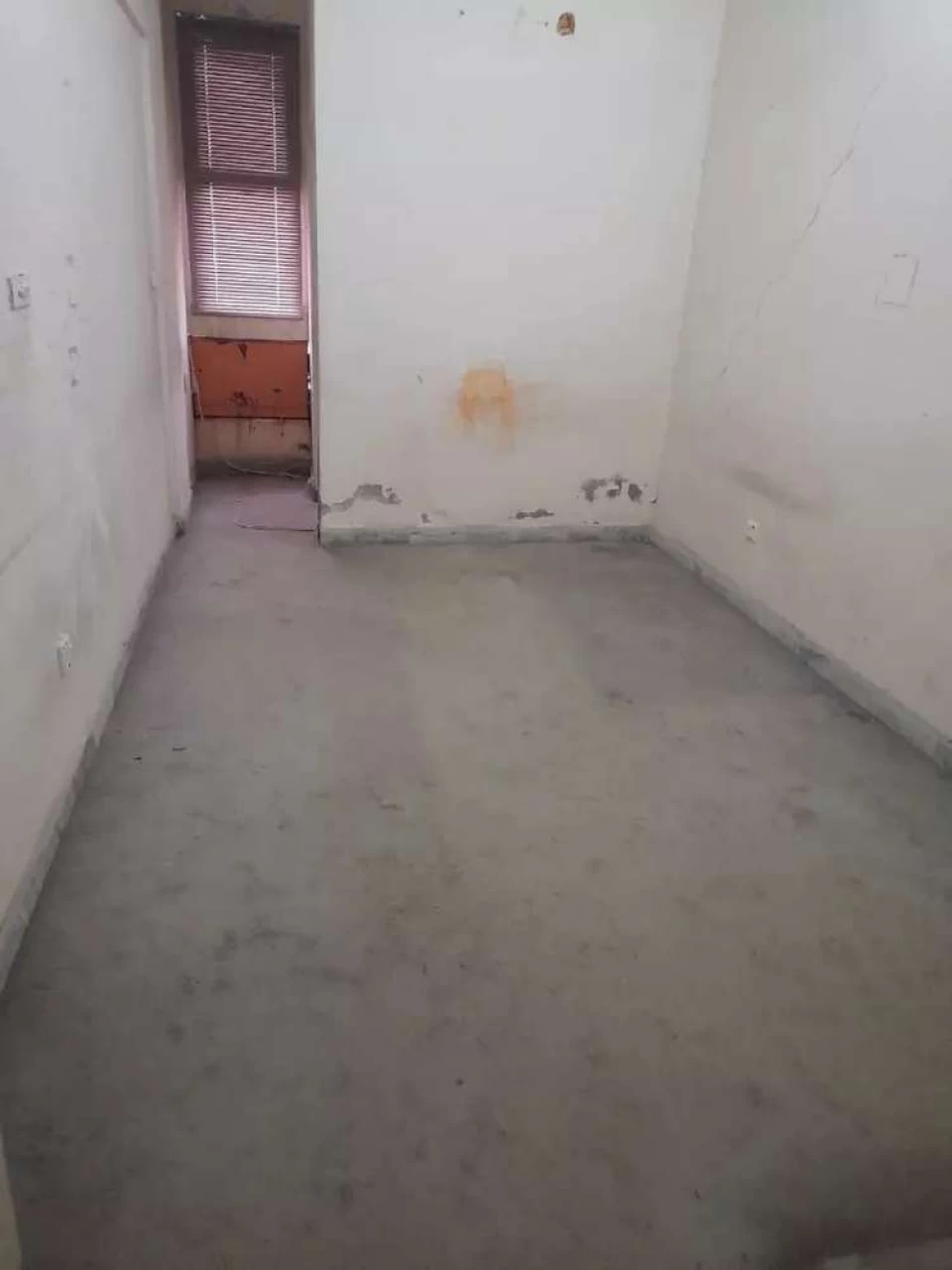 Shop for urgent sale badar comarcial defance