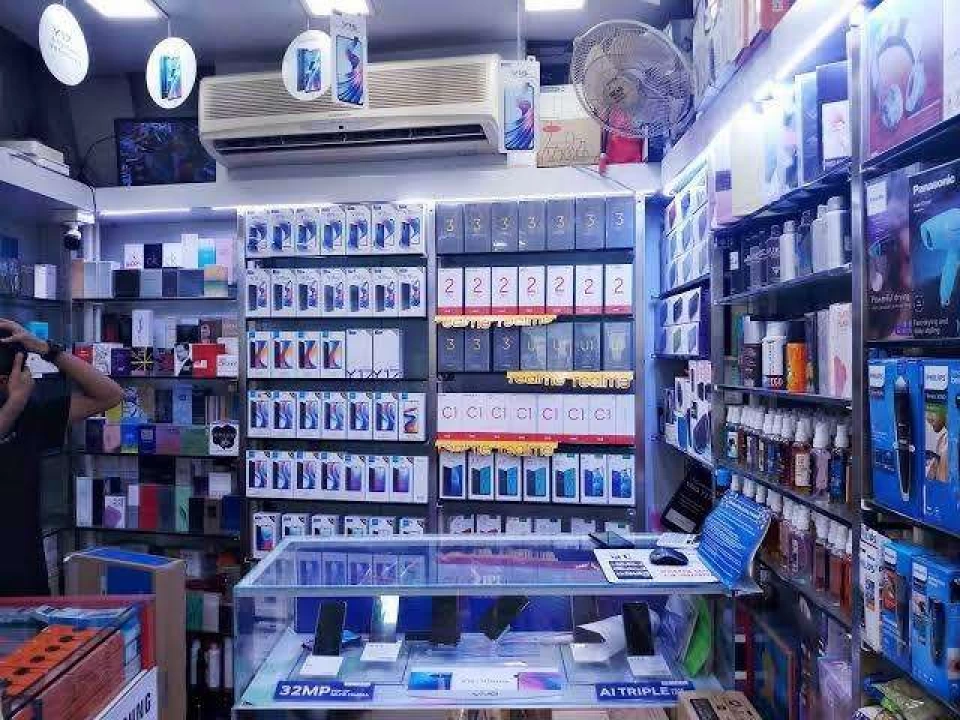 138 Sq Ft Shop in Bahria Town Warehouse Showroom Plots Villa DHA Shops