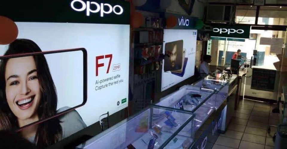 Second Floor Shop From 7 Lacs AQ SuperMarket Mobile Imtiaz Spar Chase