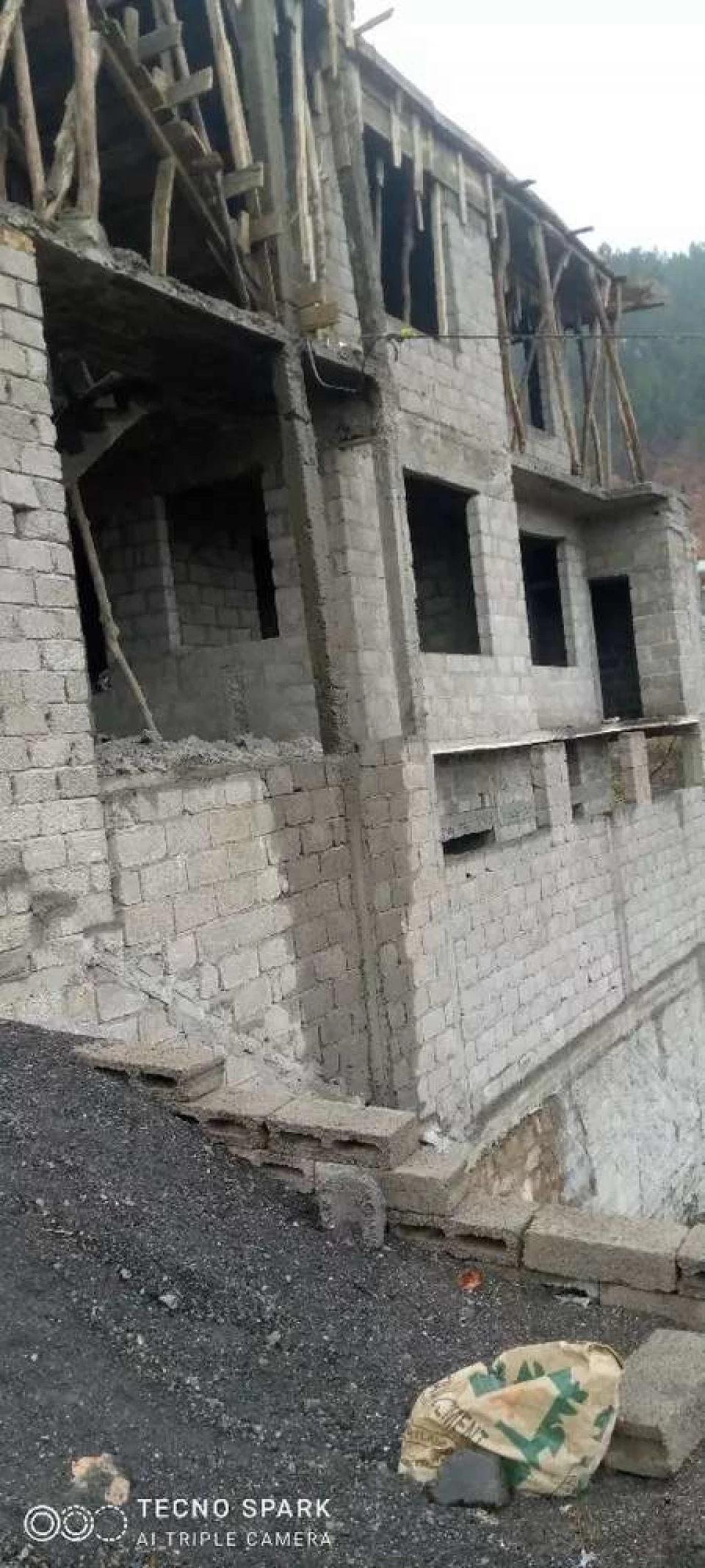 6 Marla house structure 3 story for sale