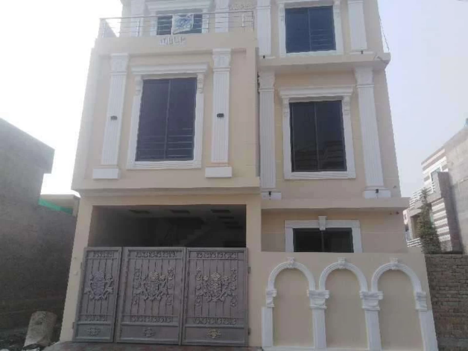 5 marla double story house available for sale in allama iqbal avenue