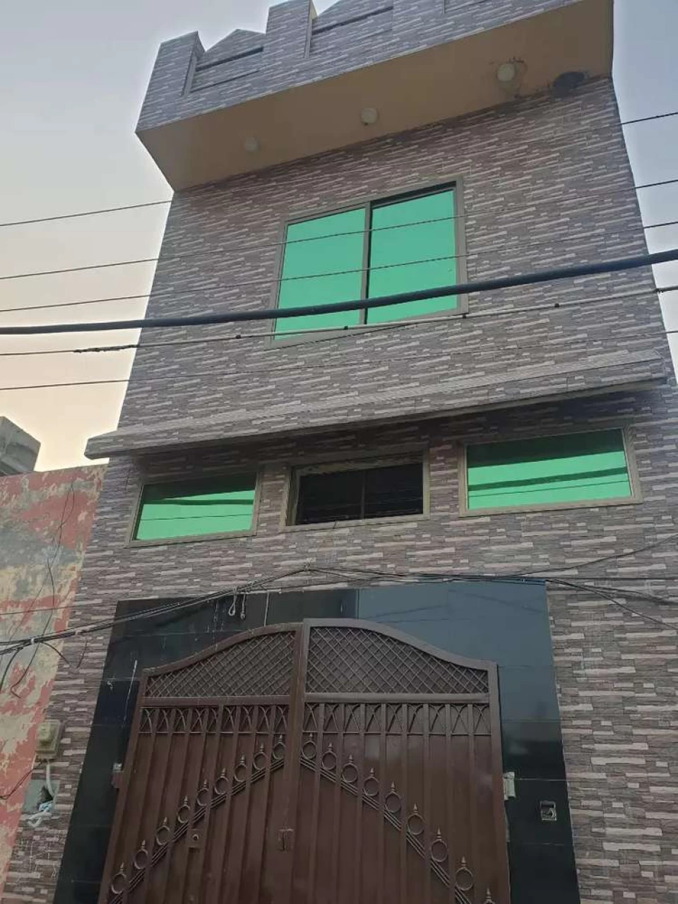 House located in main chowk