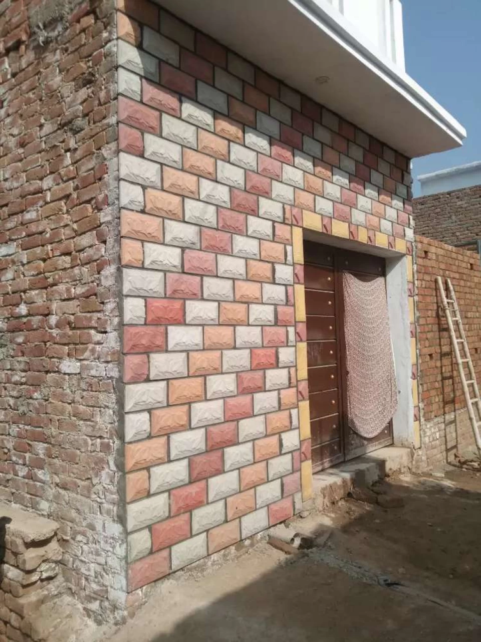 gas bjli pani 3 mints from kanal road