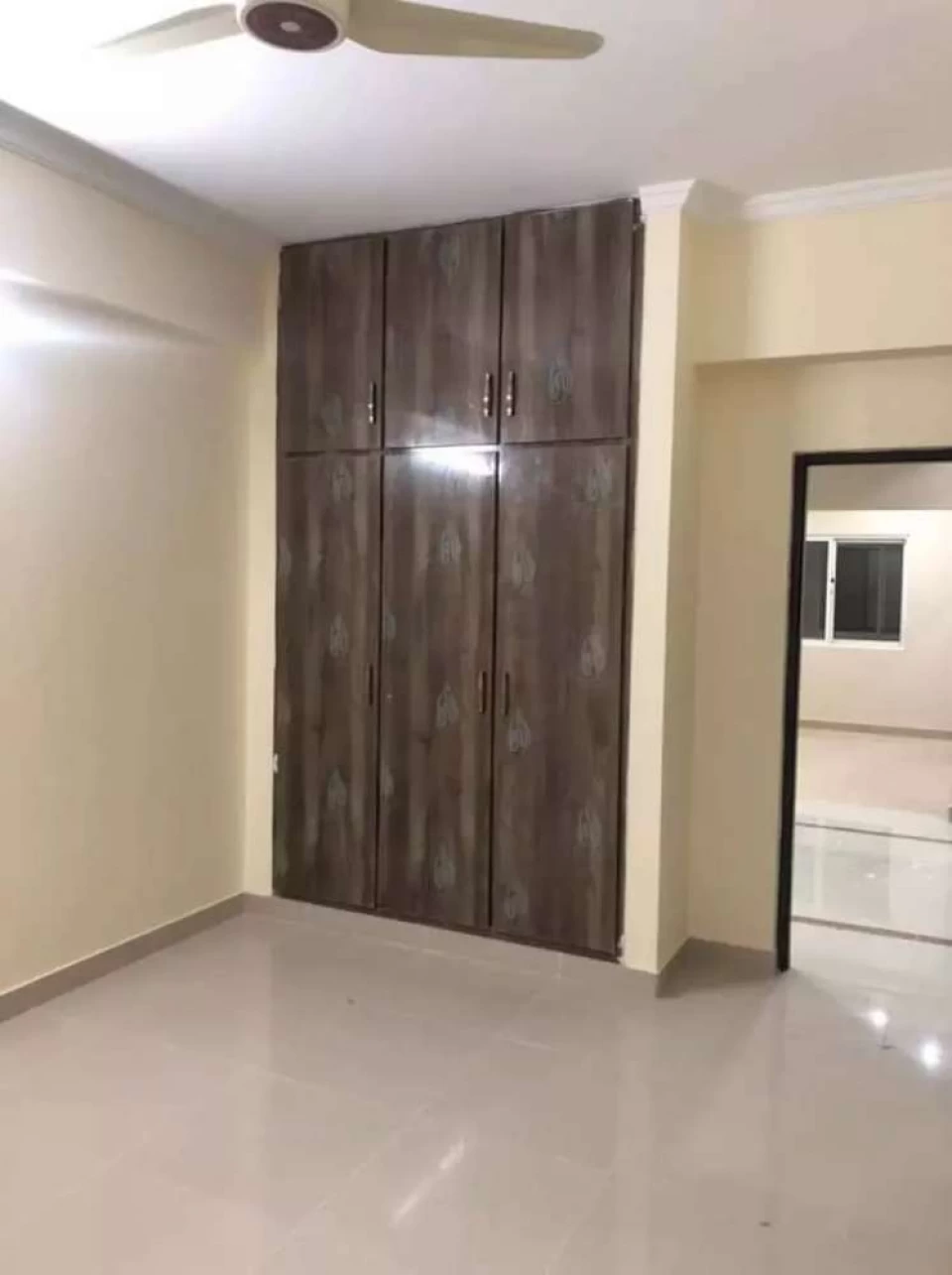 G 11 VS F 11 Apartment New Apartment