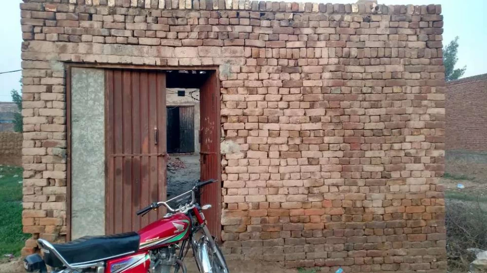Selling a house in Multan