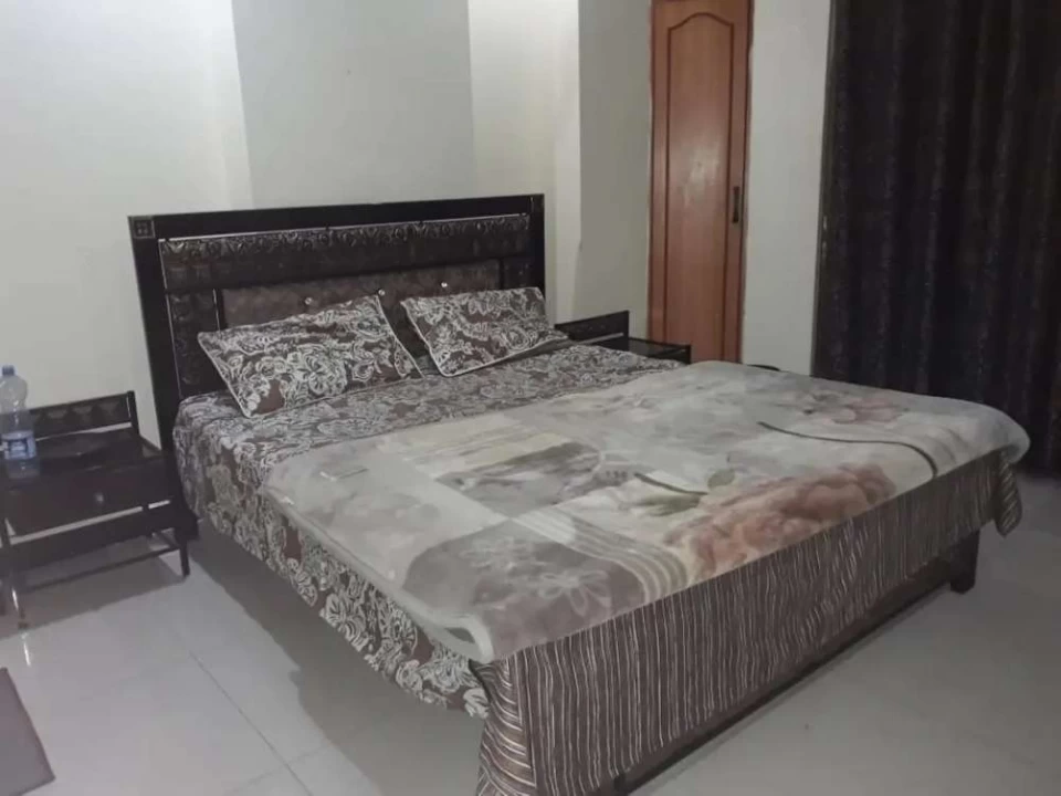 one Bed fully furnished for rent in Bahria town phase 4